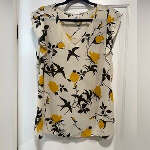CAbi Birdwatcher Cream V-Neck Flutter Sleeve Top w/Yellow & Black Floral Print M
